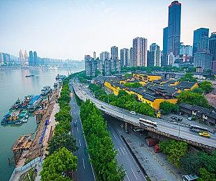 《荒野起源》更换部分艺图 或因被索尼起诉模仿《地平线》